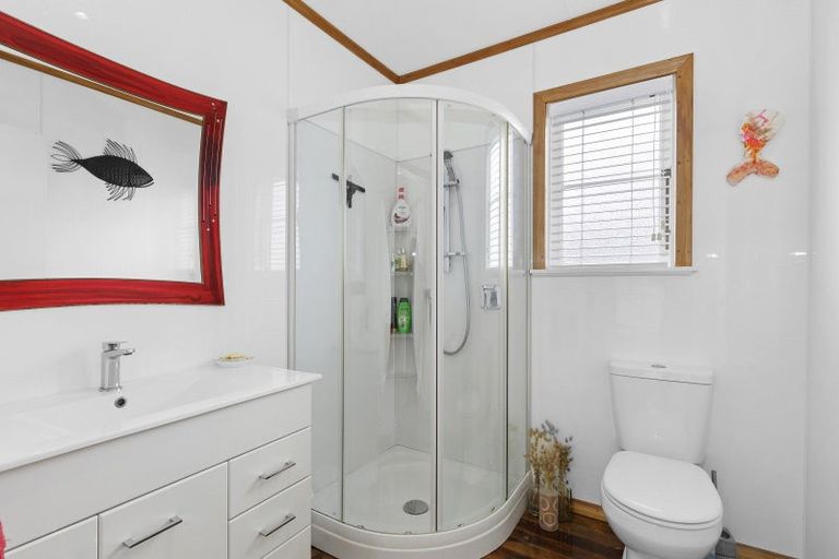 Photo of property in 17 Burden Avenue, Wainuiomata, Lower Hutt, 5014