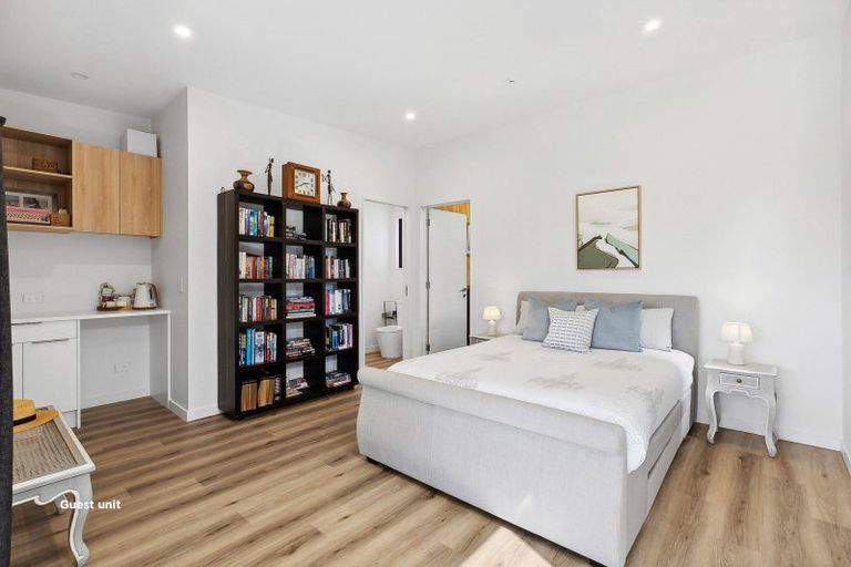 Photo of property in 9 Barclay Place, Wanaka, 9305