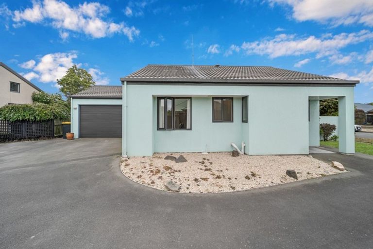 Photo of property in 1/66 Broadhaven Avenue, Parklands, Christchurch, 8083