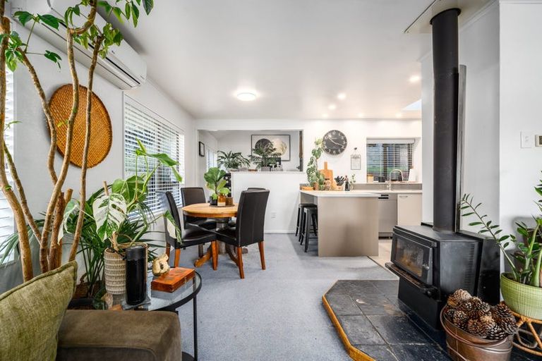 Photo of property in 35 Kairimu Street, Stokes Valley, Lower Hutt, 5019