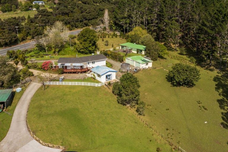Photo of property in 336 Muriwai Road, Waimauku, 0881
