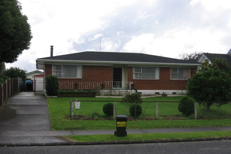 Photo of property in 6 Leith Court, Papatoetoe, Auckland, 2104