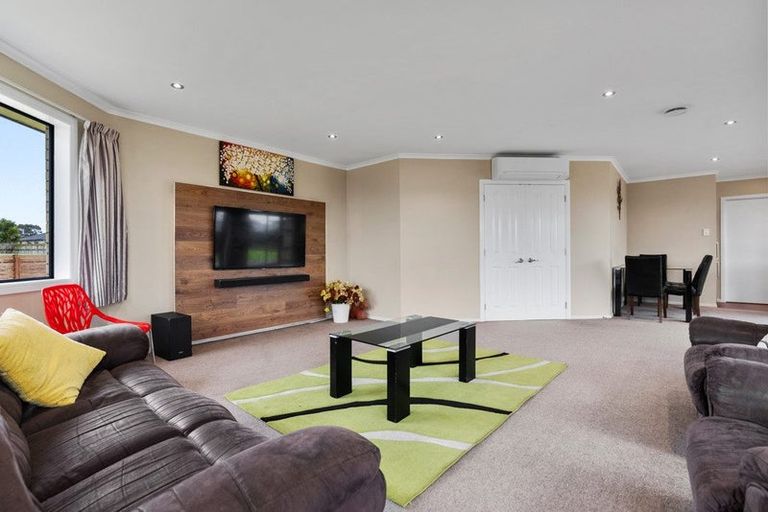 Photo of property in 31 Dillon Drive, Bell Block, New Plymouth, 4312