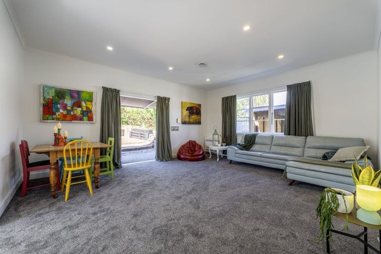 Photo of property in 12 Roslyn Terrace, West End, Timaru, 7910
