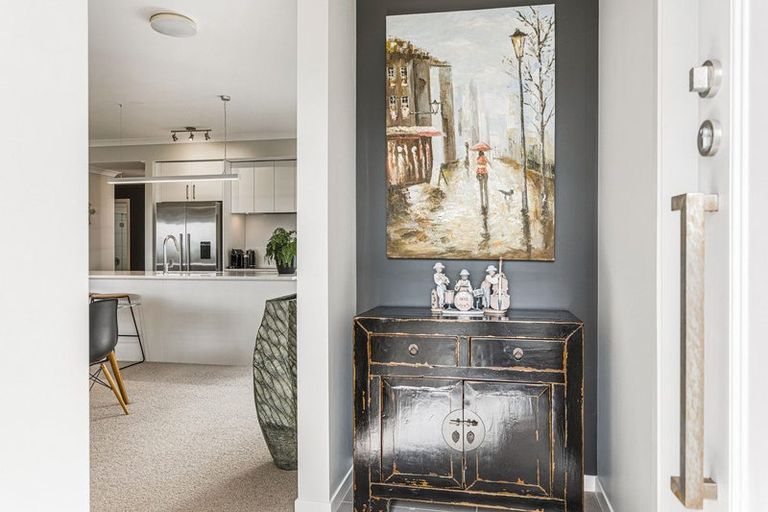 Photo of property in 6 Sunshine Terrace, Orewa, 0931