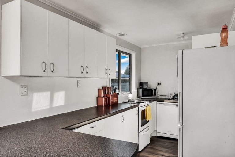 Photo of property in 4a Queen Road, Bellevue, Tauranga, 3110