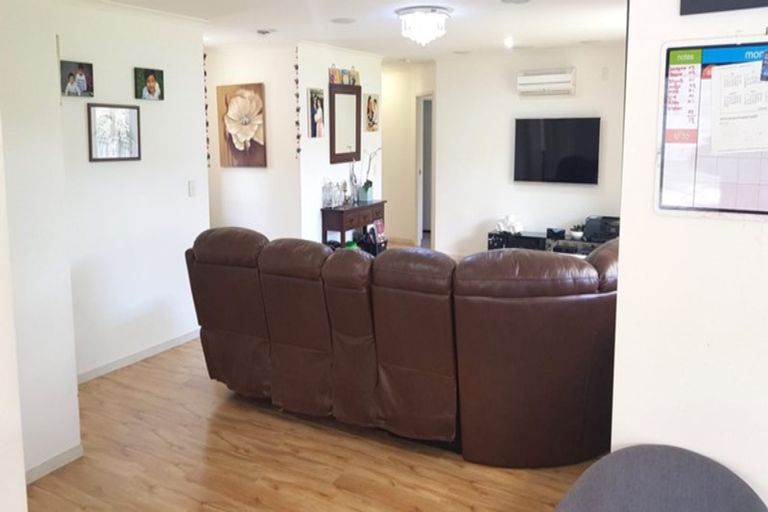 Photo of property in 67 Fairview Avenue, Fairview Heights, Auckland, 0632