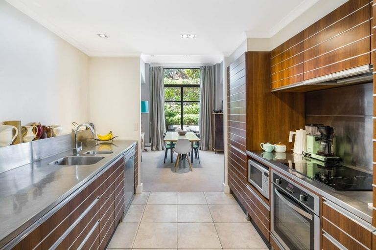 Photo of property in Augusta Apartments, 1/254 Willis Street, Te Aro, Wellington, 6011