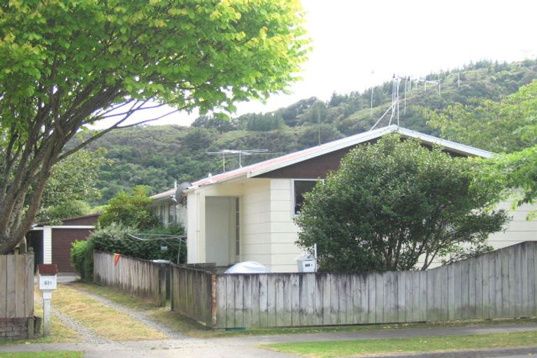 Photo of property in 51a Gemstone Drive, Birchville, Upper Hutt, 5018
