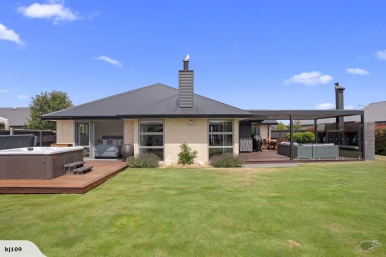 Photo of property in 32 Royston Common, West Melton, 7618