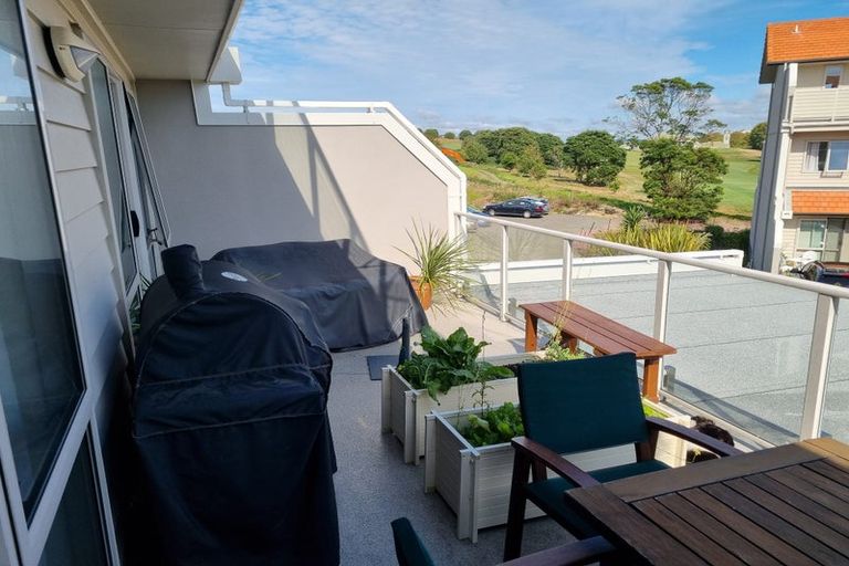 Photo of property in Santa Rosa, 7/340 Gulf Harbour Drive, Gulf Harbour, Whangaparaoa, 0930