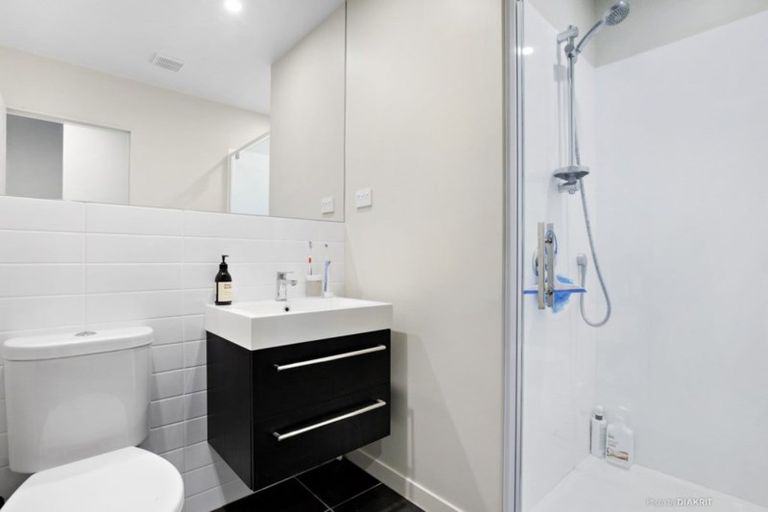 Photo of property in 12/31 Princess Terrace, Newtown, Wellington, 6021