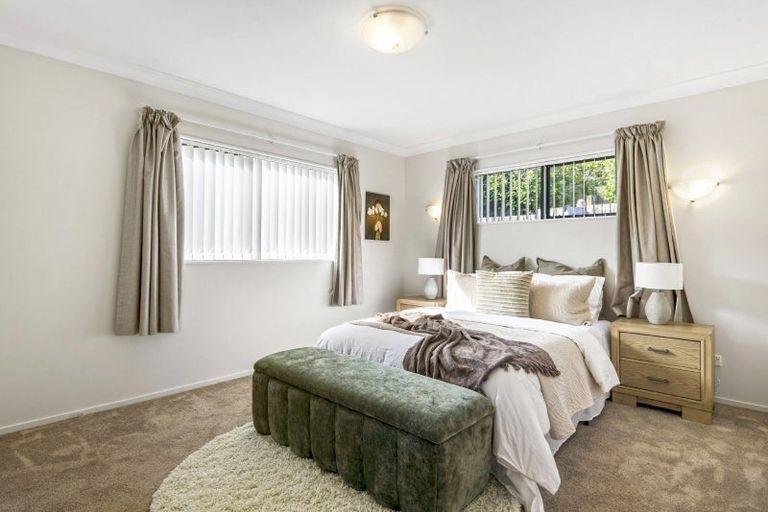 Photo of property in 3/41 Okura River Road, Okura, Albany, 0792