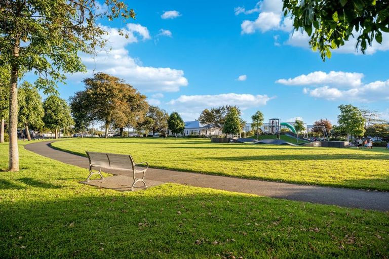 Photo of property in 28 Whenuapai Drive, Whenuapai, Auckland, 0618