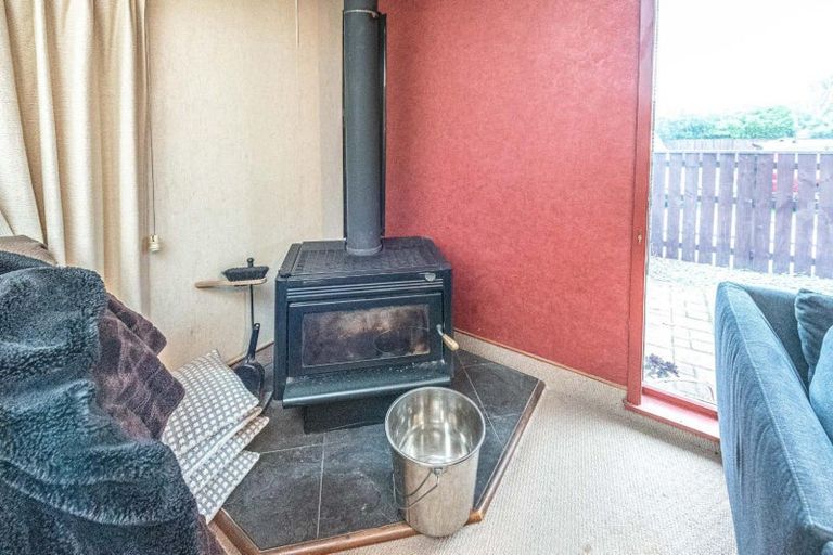 Photo of property in 5 Caversham Road, Westmere, Whanganui, 4501