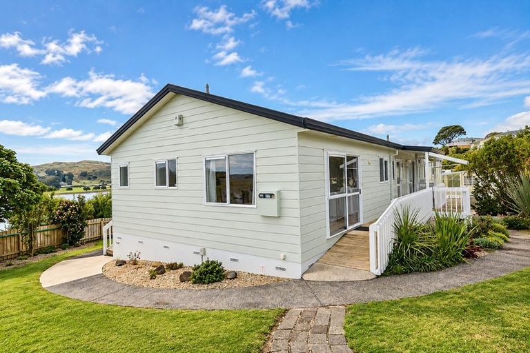 Photo of property in 32 Wainui Road, Raglan, 3225