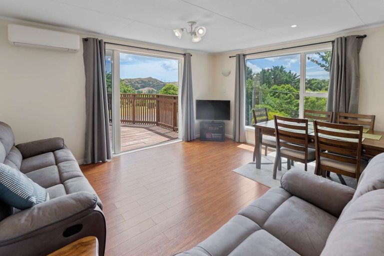 Photo of property in 137 Ironside Road, Johnsonville, Wellington, 6037