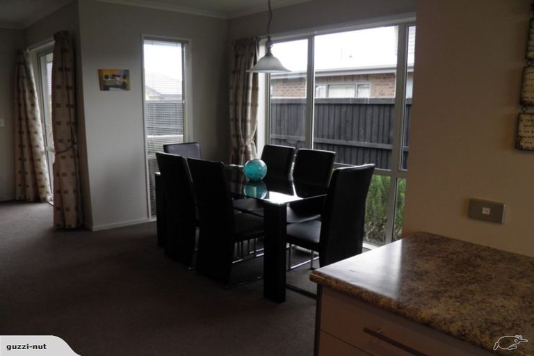 Photo of property in 10 Robinia Mews, Rangiora, 7400