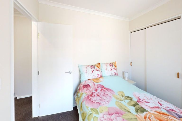 Photo of property in 1 Loader Place, Tawhero, Whanganui, 4501