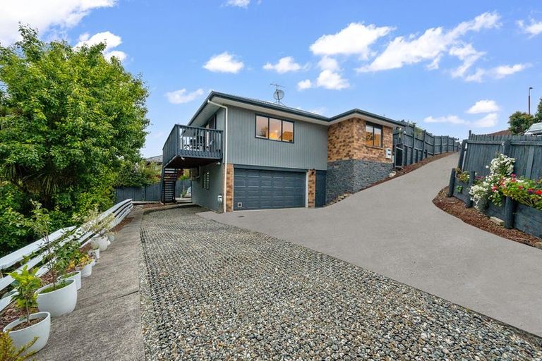 Photo of property in 15 Zefiro Drive, Massey, Auckland, 0614