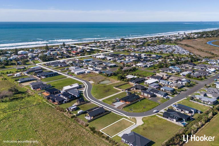 Photo of property in 49 Reel Road, Waihi Beach, 3611