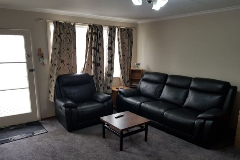 Photo of property in 5/497 Ferguson Street, Palmerston North, 4410