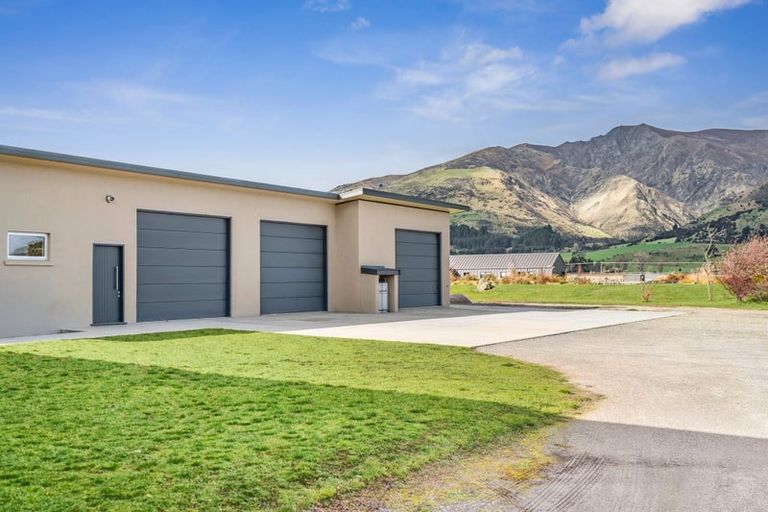 Photo of property in 46 Paterson Drive, Hawea Flat, Wanaka, 9382