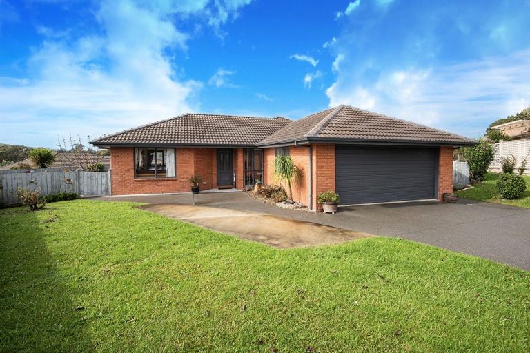 Photo of property in 16 Maxwell Place, Queenstown, 9300