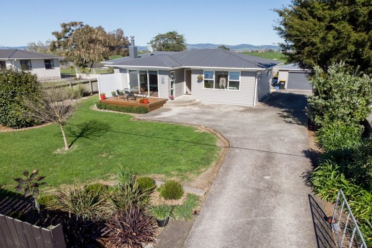 Photo of property in 67 Pipiroa Road, Ngatea, 3503