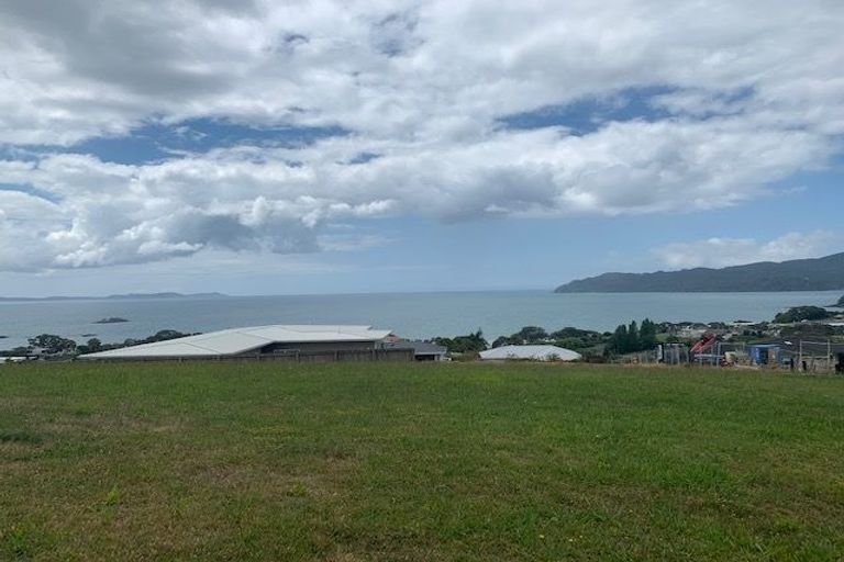 Photo of property in 20 Lori Lane, Coopers Beach, 0420