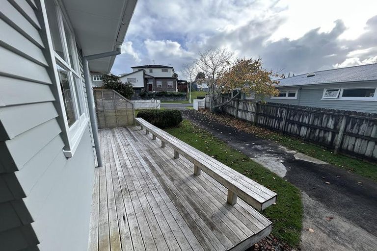 Photo of property in 10 Wood Avenue, Howick, Auckland, 2014