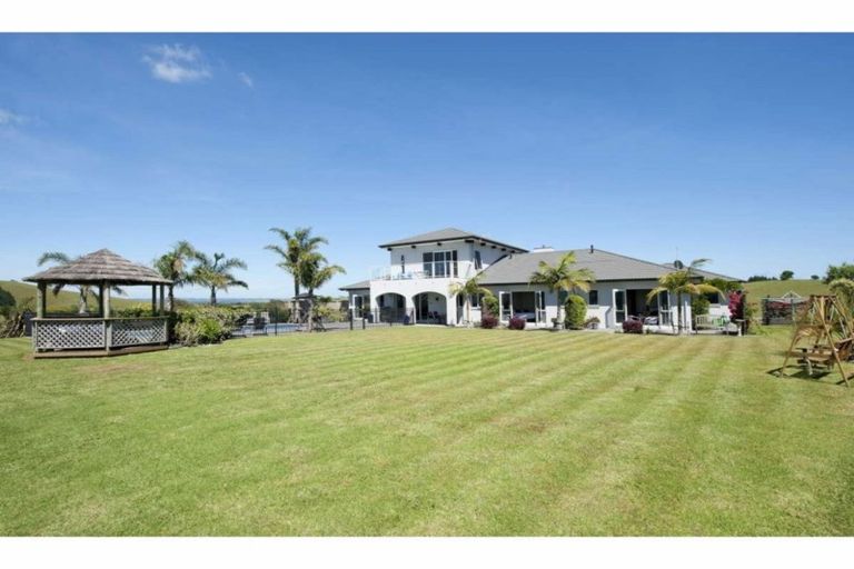Photo of property in 21 Magnolia Tree Lane, Kerikeri, 0294