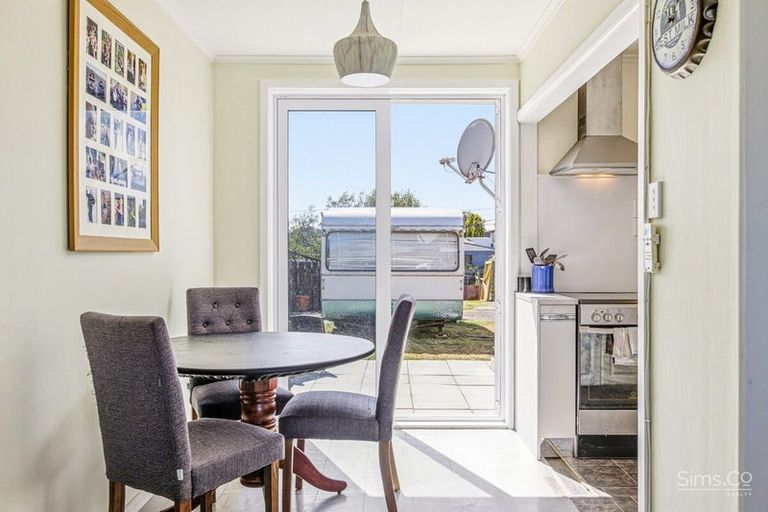 Photo of property in 25 Ruapehu Street, Castlecliff, Whanganui, 4501