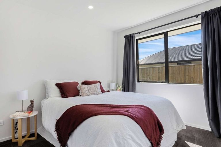 Photo of property in 27 Crossley Avenue, Woodend, 7610