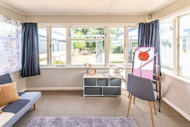Photo of property in 4 Godwin Crescent, College Estate, Whanganui, 4500
