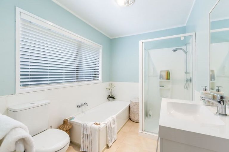 Photo of property in 3 Rangimaarie Crescent, Snells Beach, 0920