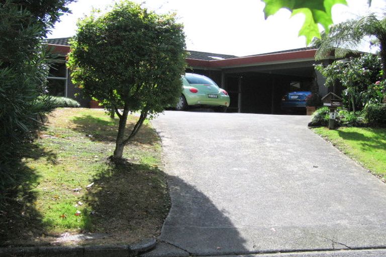 Photo of property in 6 Meanda Gardens, Sunnyhills, Auckland, 2010