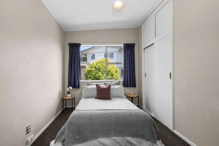 Photo of property in 31 Tauroa Road, Havelock North, 4130