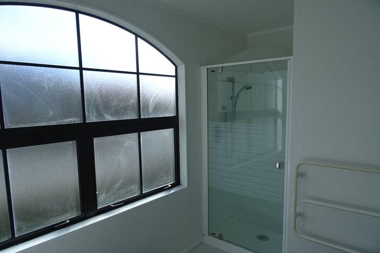 Photo of property in 1 Norwood Place, Johnsonville, Wellington, 6037