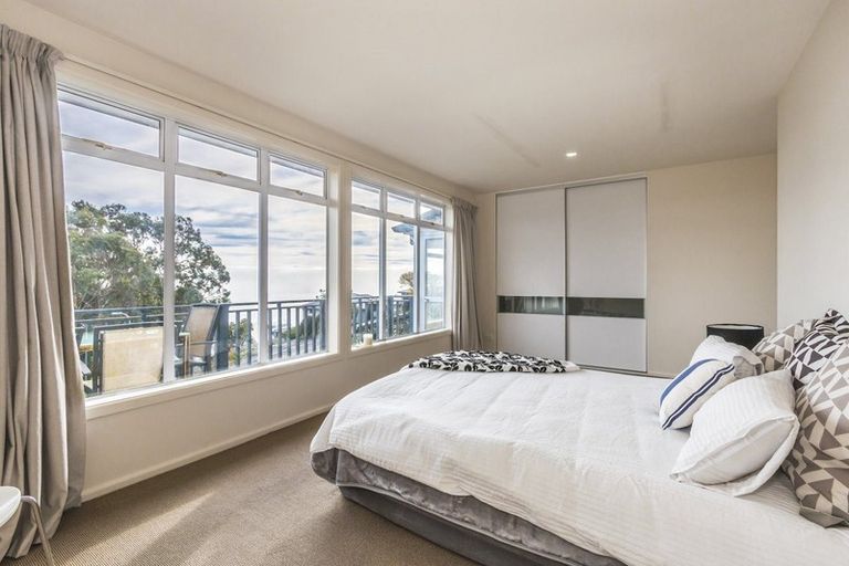 Photo of property in 26 Cannon Hill Crescent, Mount Pleasant, Christchurch, 8081