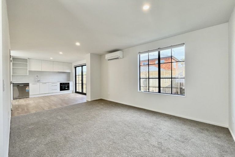 Photo of property in 3/35 Eversleigh Street, St Albans, Christchurch, 8014