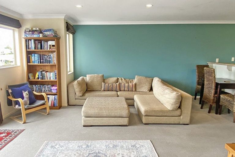 Photo of property in 13b Onslow Road, Bluff Hill, Napier, 4110