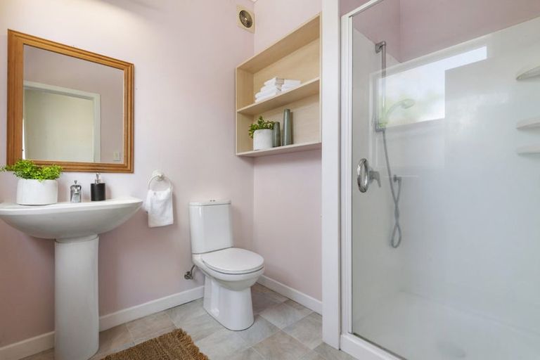 Photo of property in 2/59 Aramoana Avenue, Devonport, Auckland, 0624