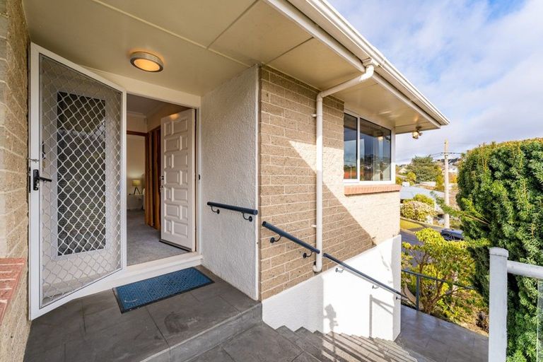 Photo of property in 8 Jason Street, Helensburgh, Dunedin, 9010