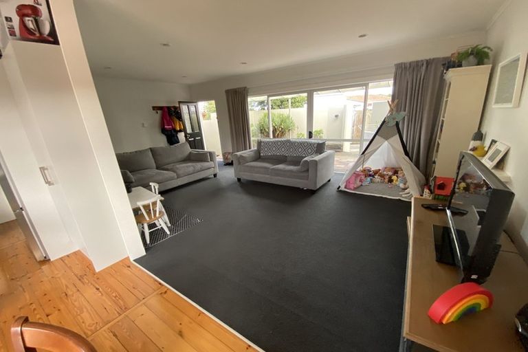 Photo of property in 8 Karaka Street, Takapuna, Auckland, 0622
