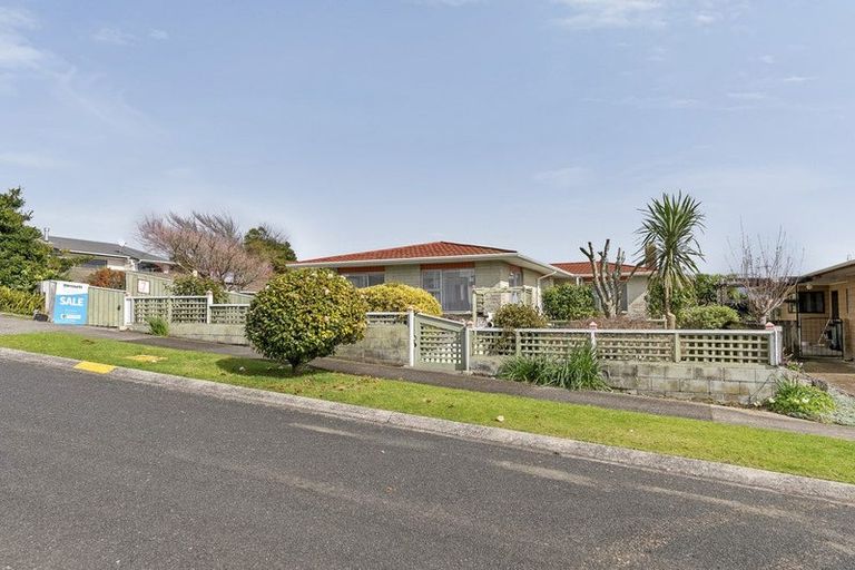Photo of property in 7 Silby Street, Waitara, 4320