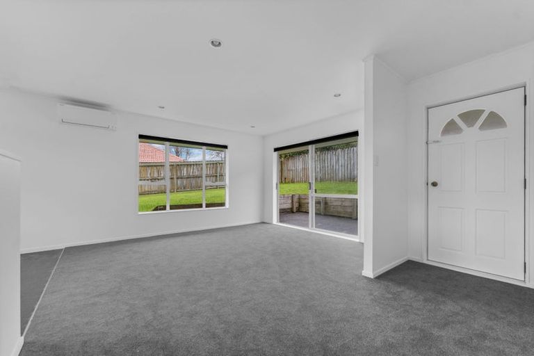 Photo of property in 17 Cretian Crescent, Henderson, Auckland, 0612