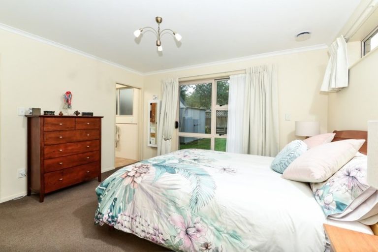 Photo of property in 29 Greenfield Drive, Western Heights, Hamilton, 3200