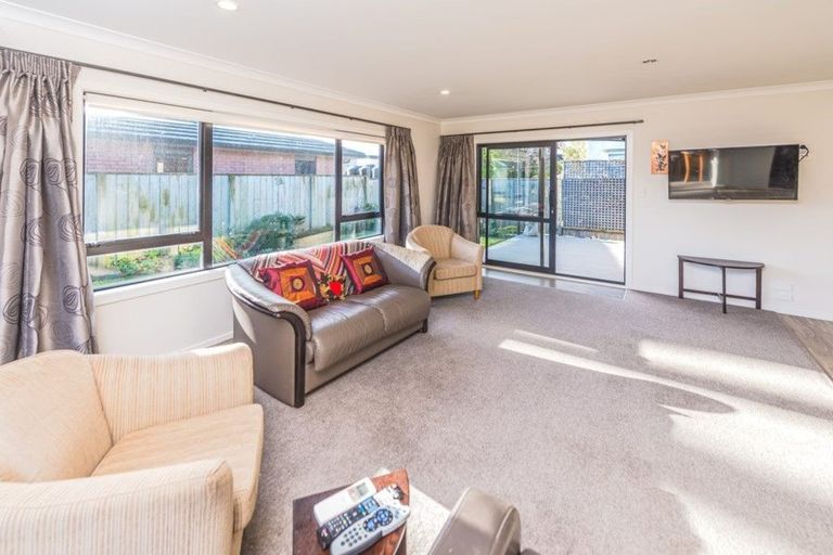 Photo of property in 28 Purnell Street, College Estate, Whanganui, 4500