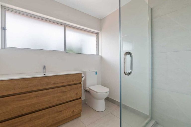 Photo of property in 5 Murvale Drive, Bucklands Beach, Auckland, 2014